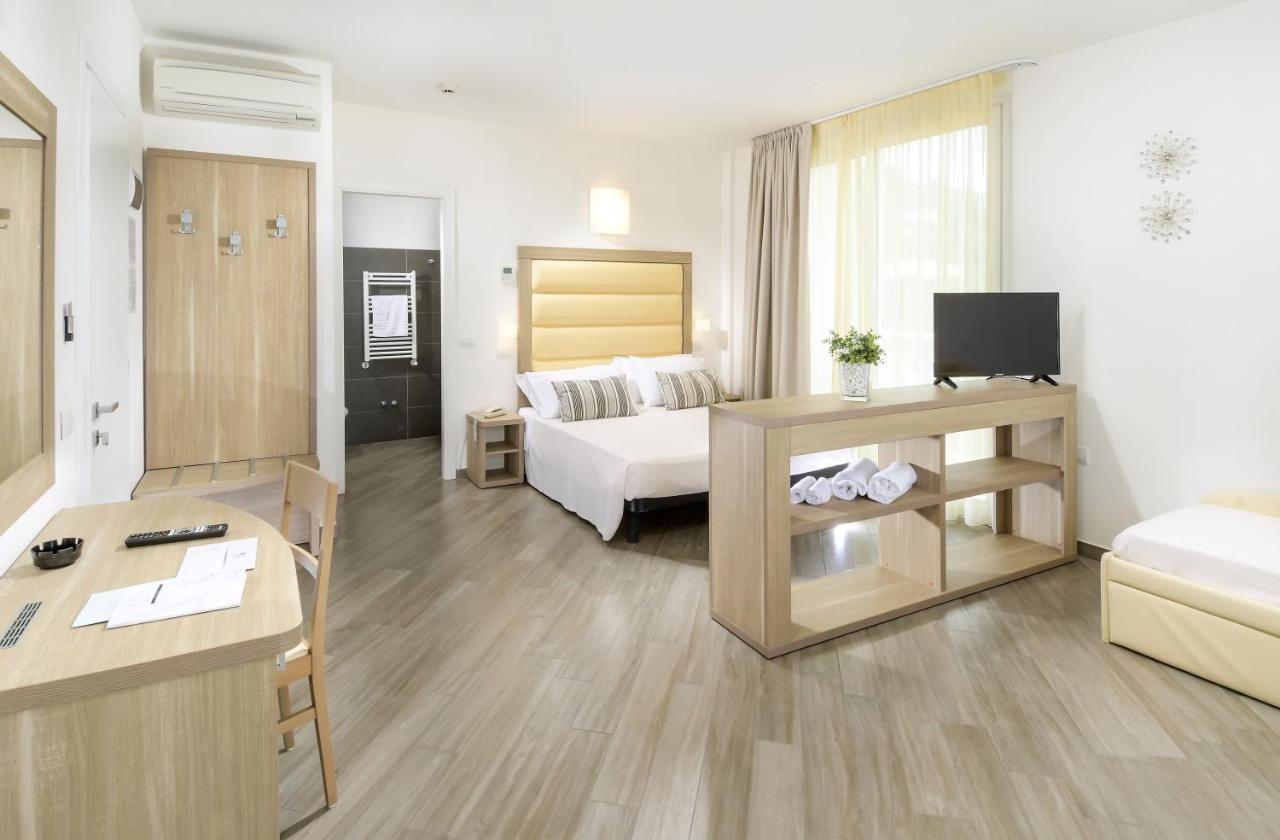 Hotel Atlantic & Spa غابيتّشي ماري المظهر الخارجي الصورة